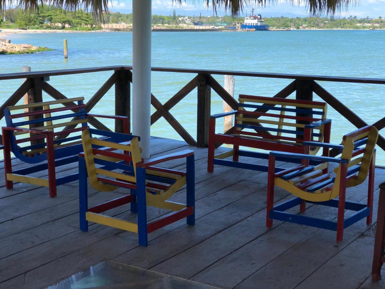Hotel Guarocuya De Barahona Екстериор снимка